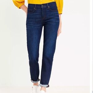 Girlfriend Jeans in Original Mid Rise Regular Size 29 Classic Dark Indigo